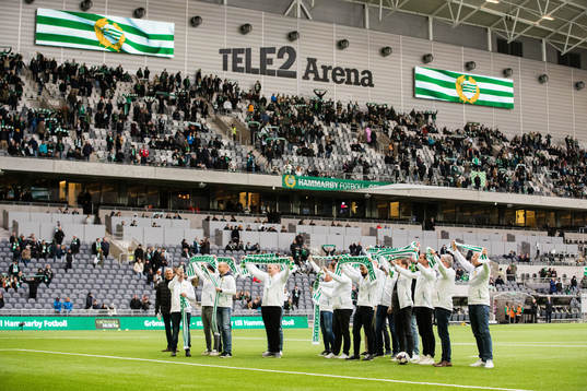 Hammarbys guldlag från 2001 hedras i halvtidsvilan av