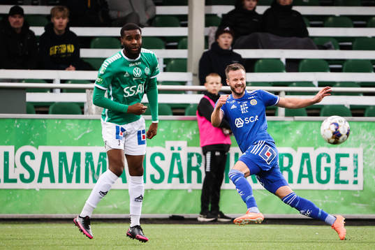 Brages Moses Makasi och Sundsvalls Robert Lundström
