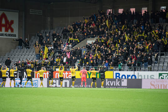 Elfsborgs spelare tackar publiken