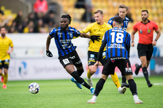Sirius Joseph Colley och Elfsborgs Simon Olsson