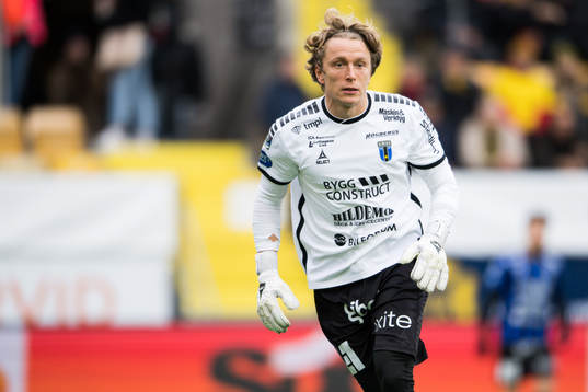 Sirius målvakt August Ahlin