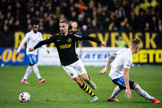 s Zack Elbouzedi och IFK Norrköpings Marco Lund Nielsen