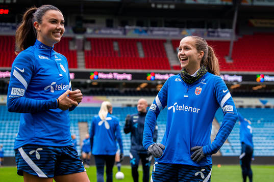 Ingrid Syrstad Engen and Guro Reiten of the Norwegian