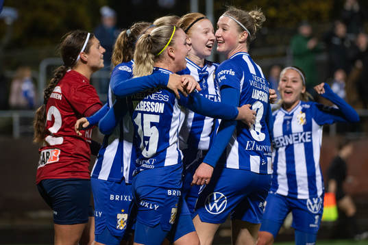 IFK Göteborgs Jenny Helgesson, Matilda Berg, Mimmi