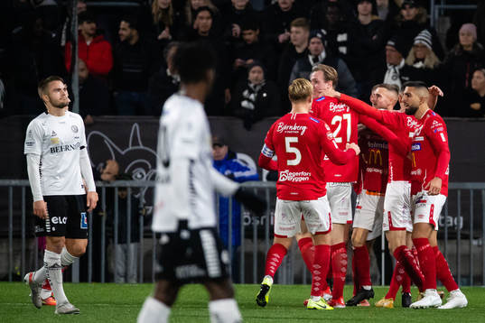 Örebros Benjamin Hjertstrand deppar samtidigt som