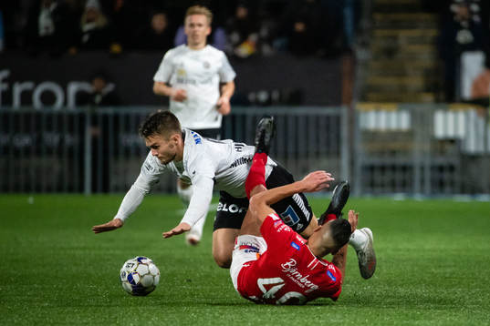 Örebros Benjamin Hjertstrand och Degerfors Nikola Djurdjic