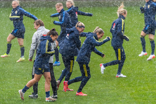 Johanna Rytting Kaneryd, Olivia Schough and Nathalie Björn