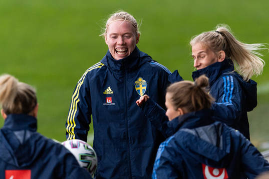 goalkeeper Hedvig Lindahl and Sofia Jakobsson of the