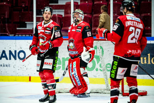 Malmö Redhawks målvakt Oscar Alsenfelt, Lance Bouma och