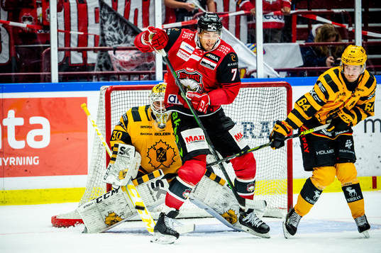Malmö Redhawks Oliver Lauridsen mot Skellefteås Jonathan