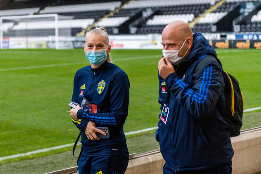 Stina Blackstenius and Magnus Wikman, assistant coach arrive
