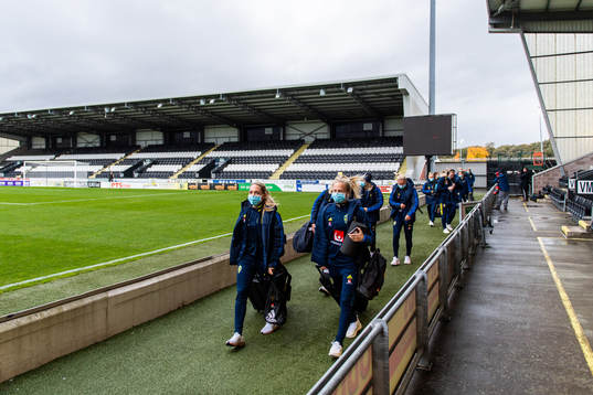 Elin Rubensson and Filippa Curmark arrive