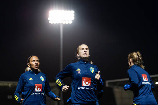 Madelen Janogy and Filippa Curmark of Sweden