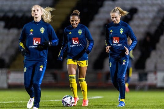 Madelen Janogy and Fridolina Rolfö of Sweden