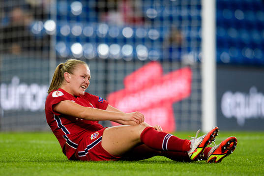 Frida Maanum of Norway in pain