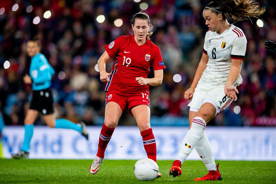 Elisabeth Terland of Norway and Tine De Caigny of Belgium