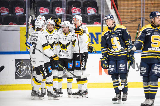 Västerås William Wikman jublar