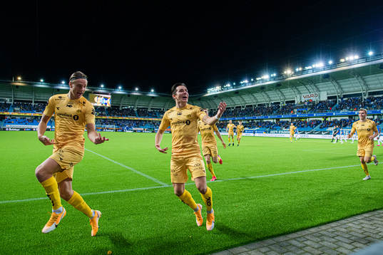 Hugo Vegard Vetlesen of Bodø/Glimt celebrates