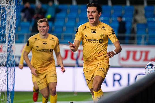 Hugo Vegard Vetlesen of Bodø/Glimt celebrates