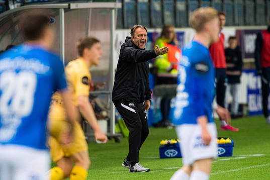 Erling Moe, head coach of Molde, reacts