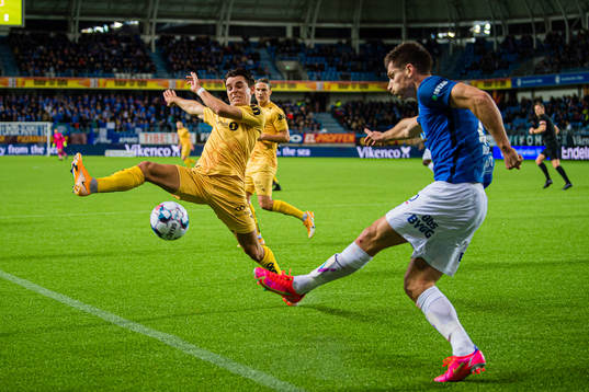 Hugo Vegard Vetlesen of Bodø/Glimt and Kristoffer Haugen