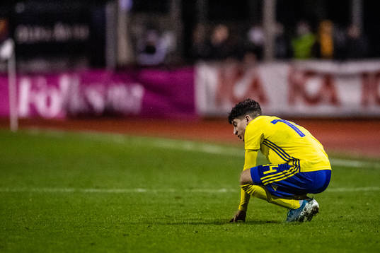 Sveriges Jacob Shamoun har ont