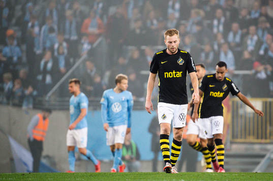 s Sebastian Larsson deppar
