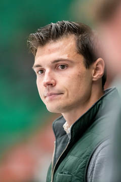 Rögles huvudtränare Max Bohlin