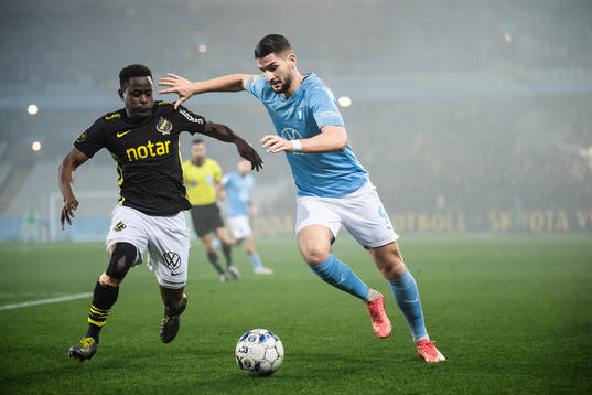 s Erick Otieno och Malmö FFs Antonio Colak
