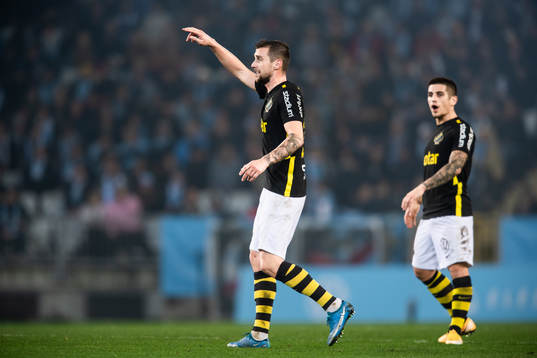 s Filip Rogic och Nicolas Stefanelli