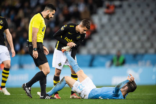 s Yasin Ayari och Malmö FFs Adi Nalic