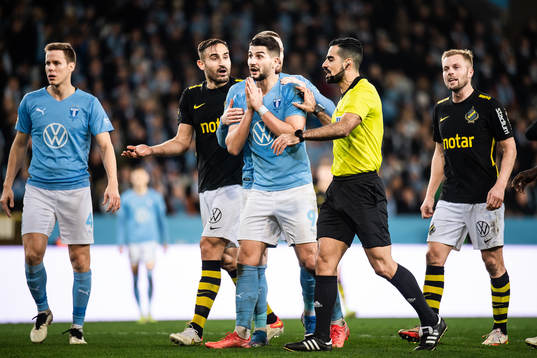 s Sotirios Papagiannopoulos och Malmö FFs Antonio Colak