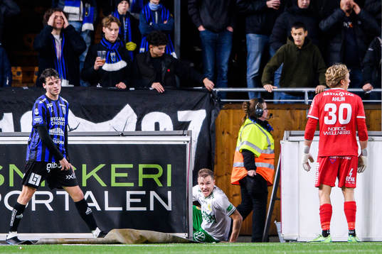 Hammarbys Richard Magyar jublar