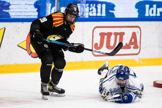 Brynäs Jenny Antonsson och Leksands Ida Karlsson