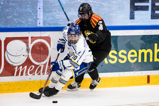 Leksands Phoebe Staenz och  Brynäs Emma Murén