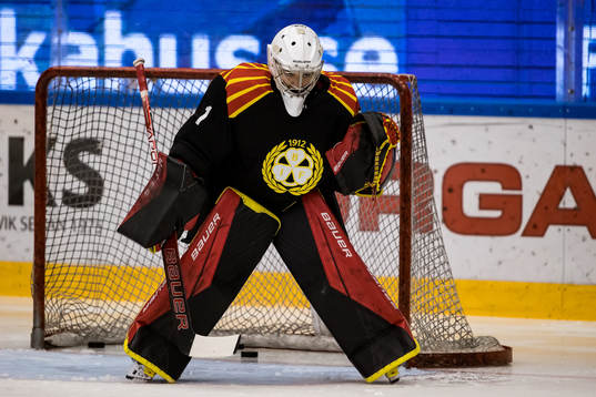 Brynäs målvakt Evelina Mäkinen