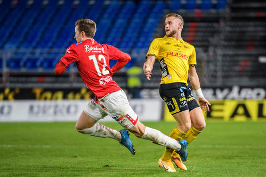 Degerfors Erik Lindell och Elfsborgs Simon Strand
