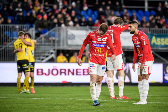 Degerfors Erik Lindell och Sean Sabetkar deppar