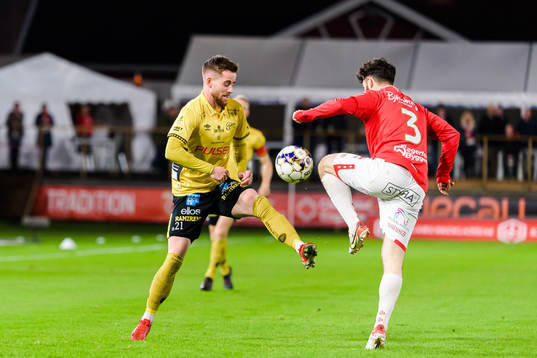 Elfsborgs Rasmus Alm och Degerfors Jonathan Syberg Tamimi
