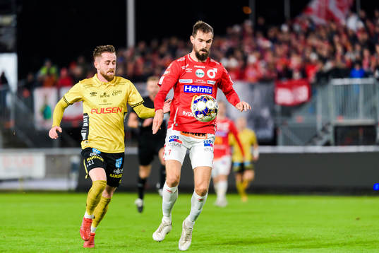 Elfsborgs Rasmus Alm och Degerfors Sebastian Olsson