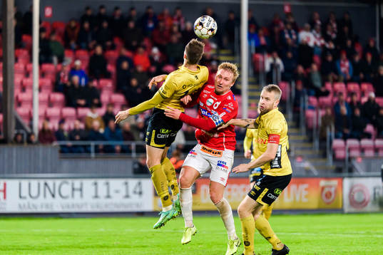Degerfors Oliver Ekroth och Elfsborgs Johan Larsson