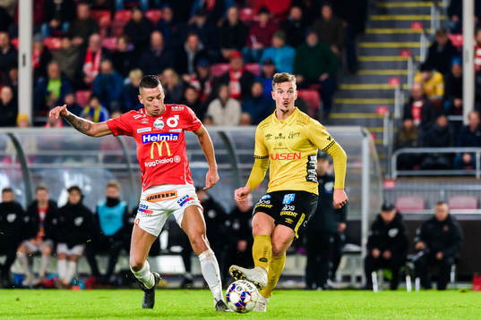 Degerfors Nikola Djurdjic och Elfsborgs Simon Olsson