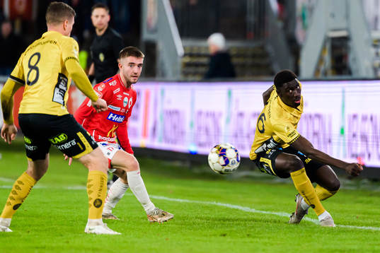 Degerfors Anton Kralj och Elfsborgs Marokhy Ndione
