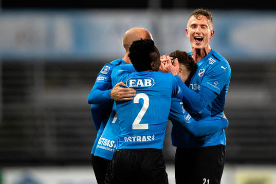 Halmstads spelare jublar