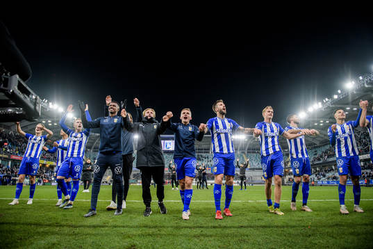 IFK Göteborgs spelare jublar