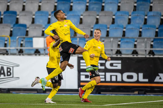Bläddra bland fler bilder av Fotboll, Allsvenskan, IFK Norrköping - Mjällby