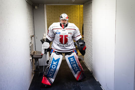 Örebros målvakt Jhonas Enroth