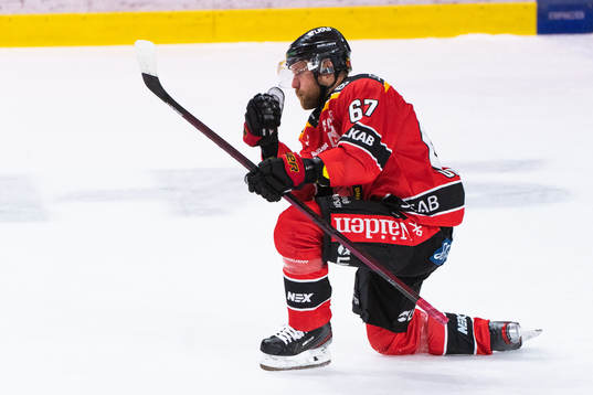 Luleås Linus Omark jublar