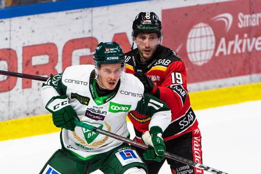 Färjestads Joakim Nygård och Luleås Konstantin Komarek