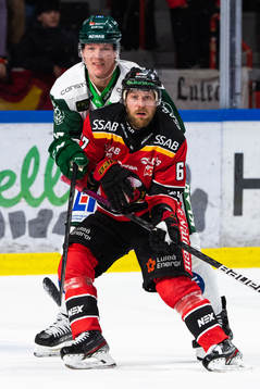 Färjestads Gustav Rydahl och Luleås Linus Omark